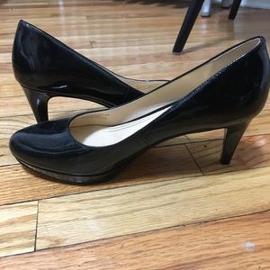 Cole Haan kitten heels